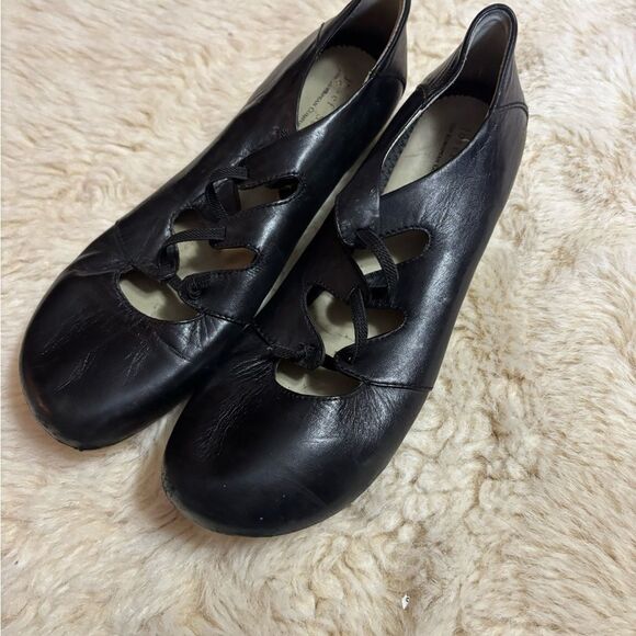 Josef Seibel Black Leather Flats size 40 or 9 - Picture 7 of 9